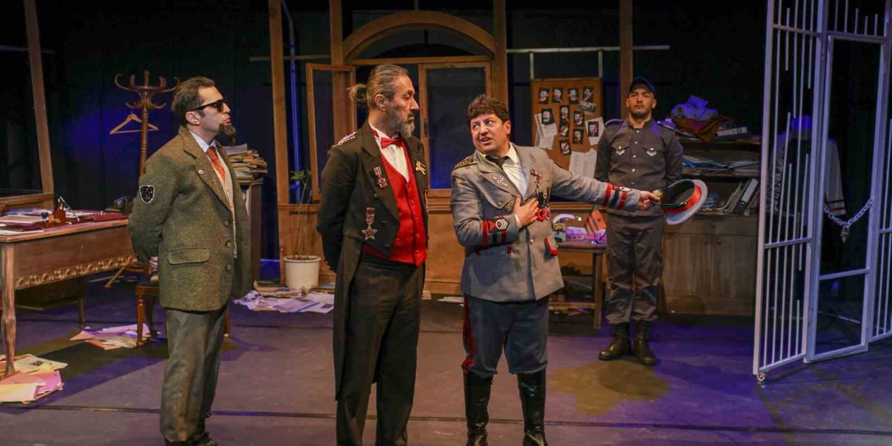 Aşt Dünya Tiyatro Günü’nü Üç Ayrı Sahnede Üç Farklı Oyunda Kutladı