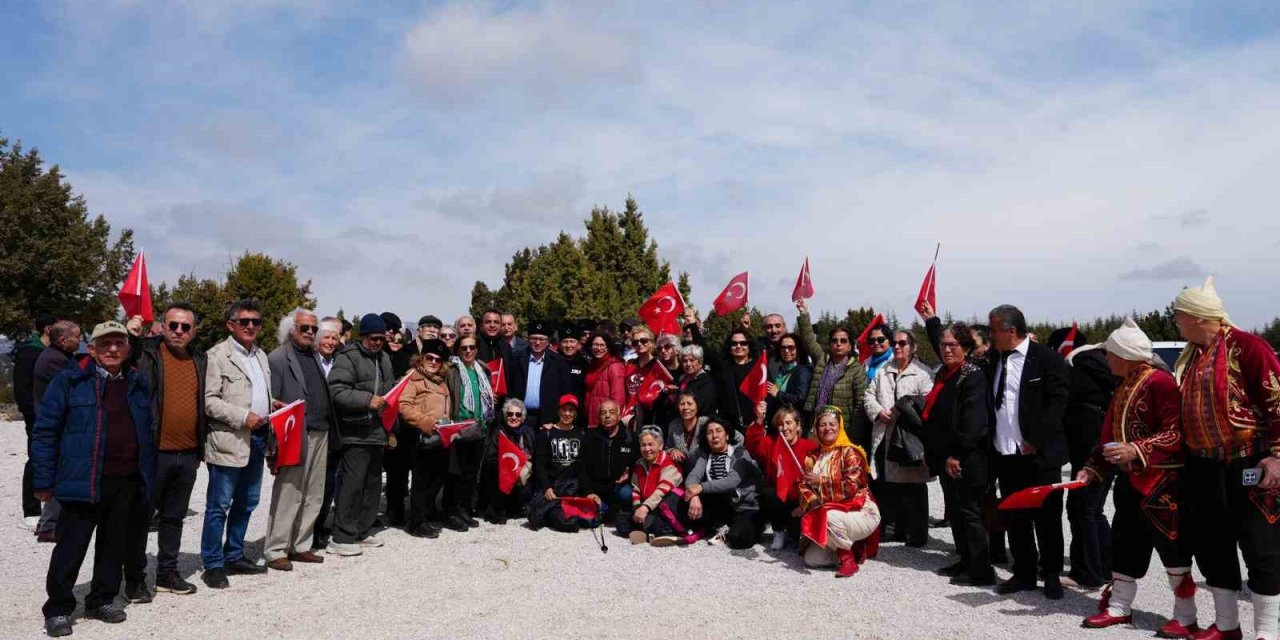 Torosların Zirvesinde 106 Yıl Sonra Milli Mücadele Ruhuyla Yürüdüler