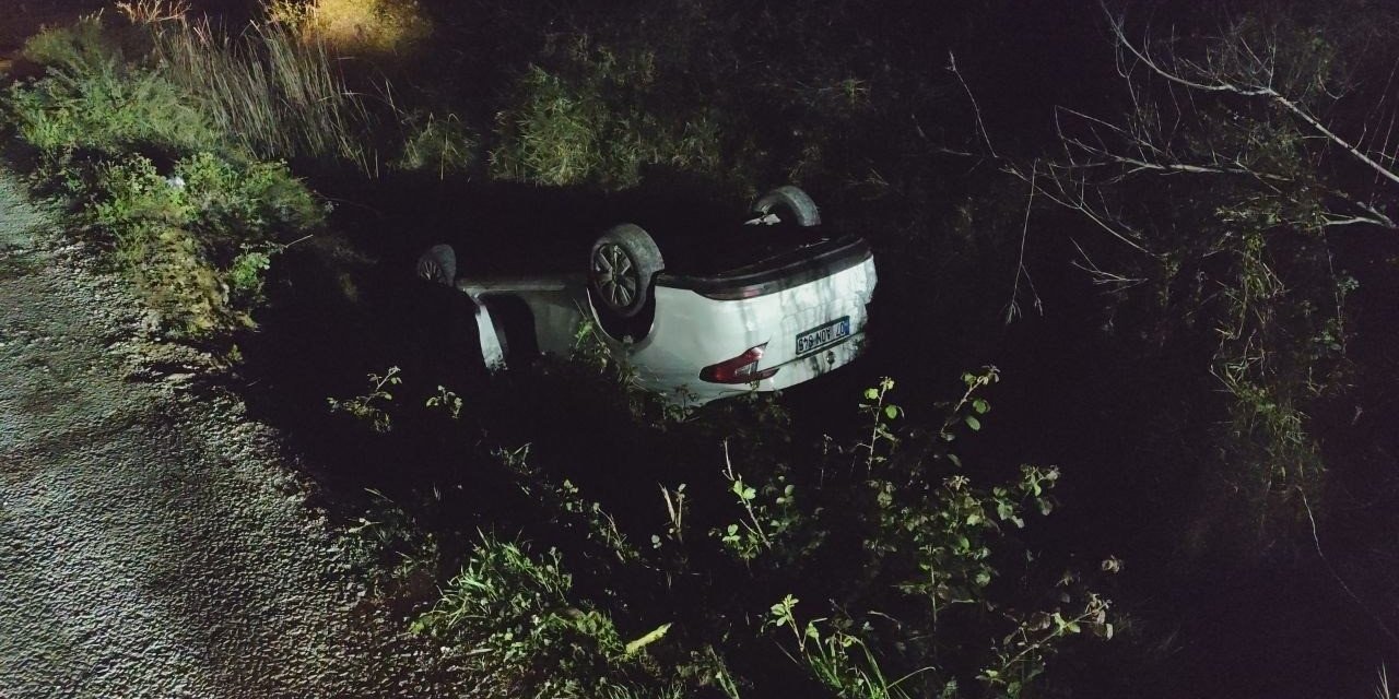 Antalya’da Otomobil Sulama Kanalına Uçtu, Sürücüsü Kayıplara Karıştı