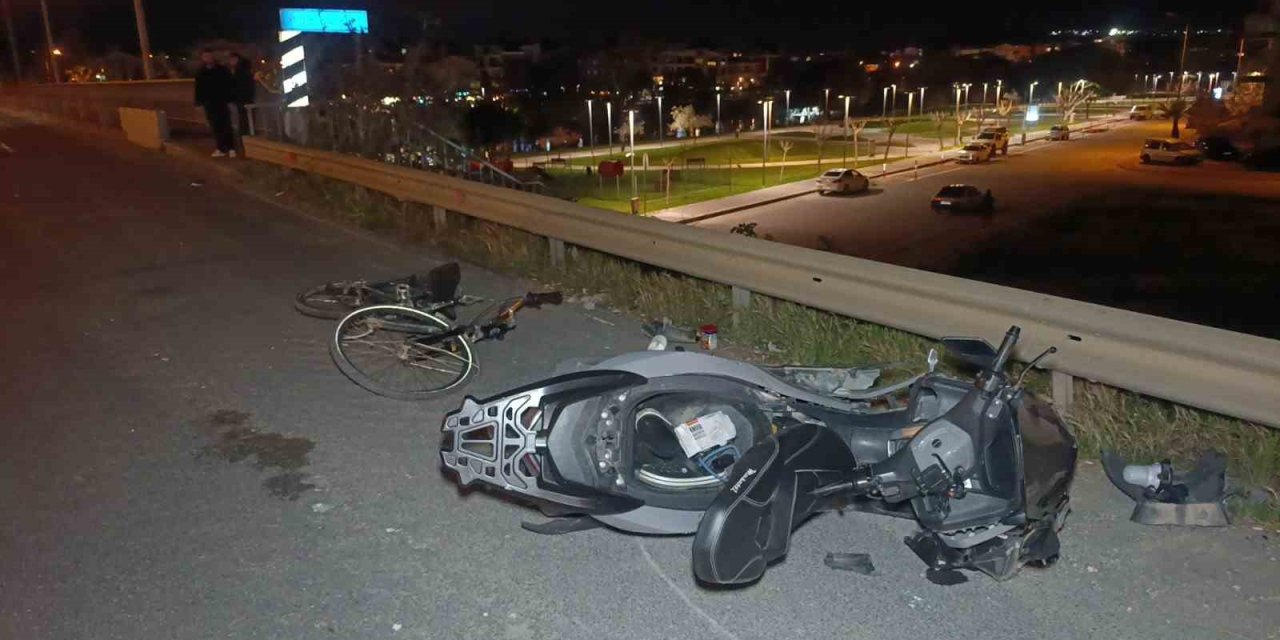 Motosiklet İle Bisiklet Çarpıştı: 2 Ağır Yaralı