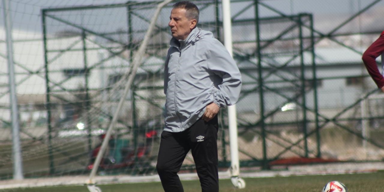 Niğde Belediyespor, Teknik Direktör Adnan Şentürk İle Yollarını Ayırdı