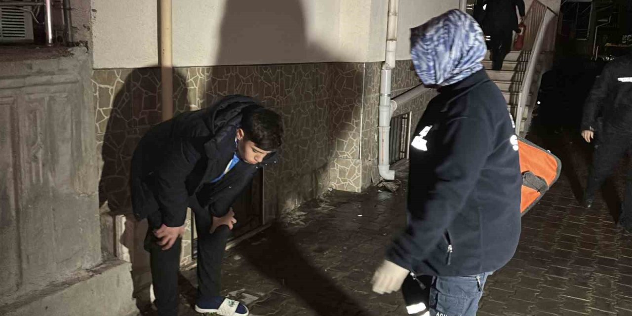 Aksaray’da Apartmanda Yangın Paniği: 6 Kişi Dumandan Etkilendi