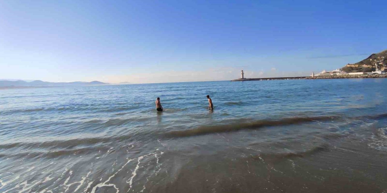 Alanya’da Sabahın Serinliğinde Deniz Keyfi