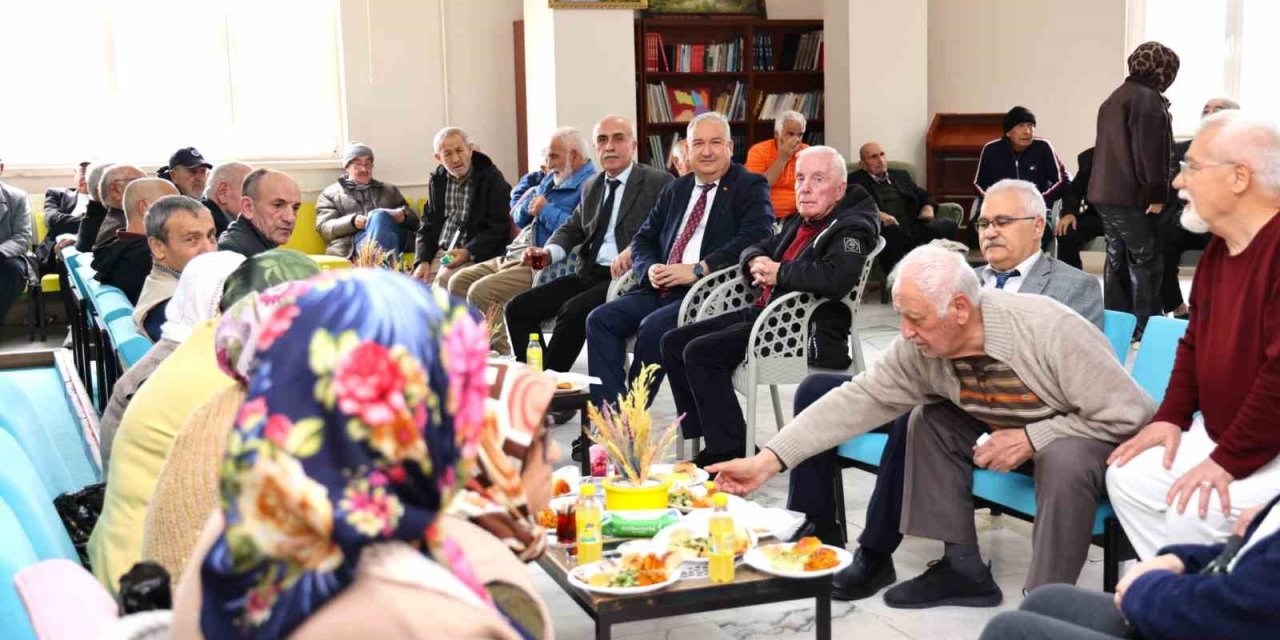 Atık Kumaşlar Huzurevine Umut Oldu