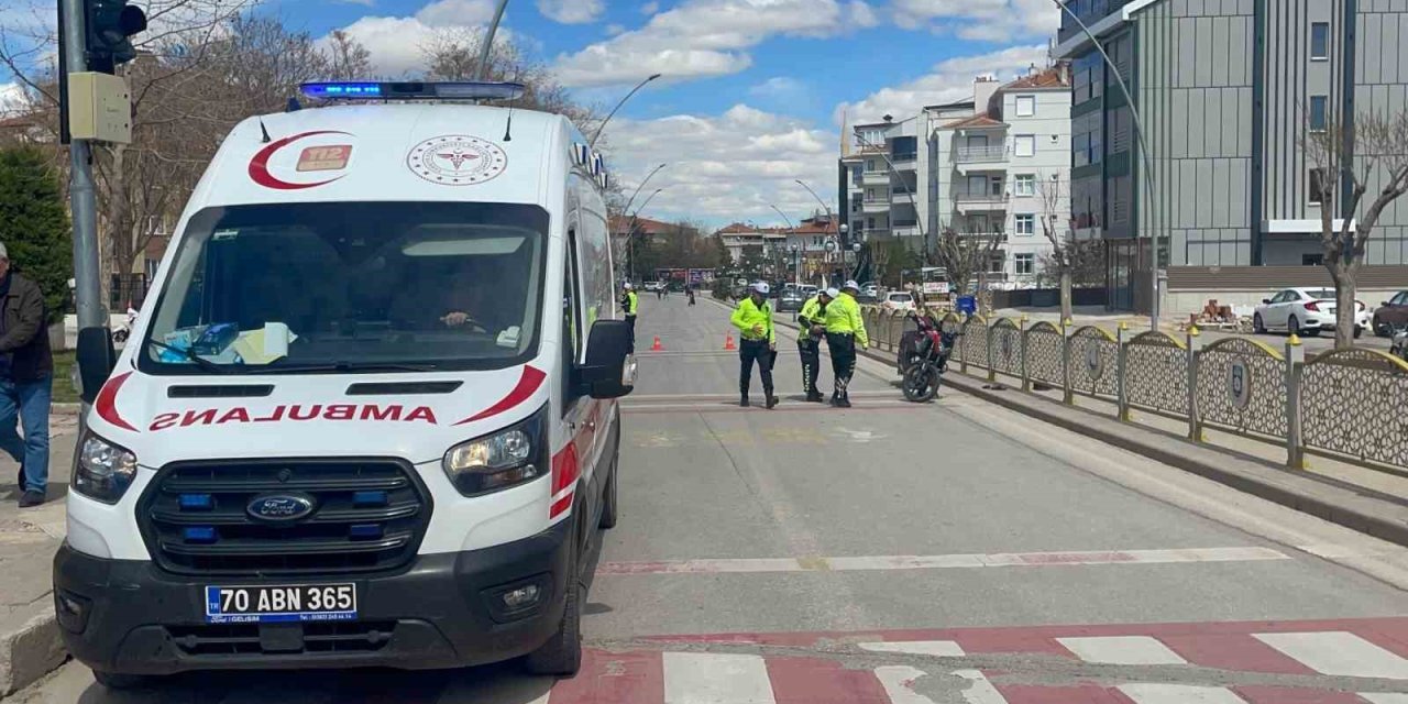 Cipe Arkadan Çarpan Motosikletli Genç Yaralandı