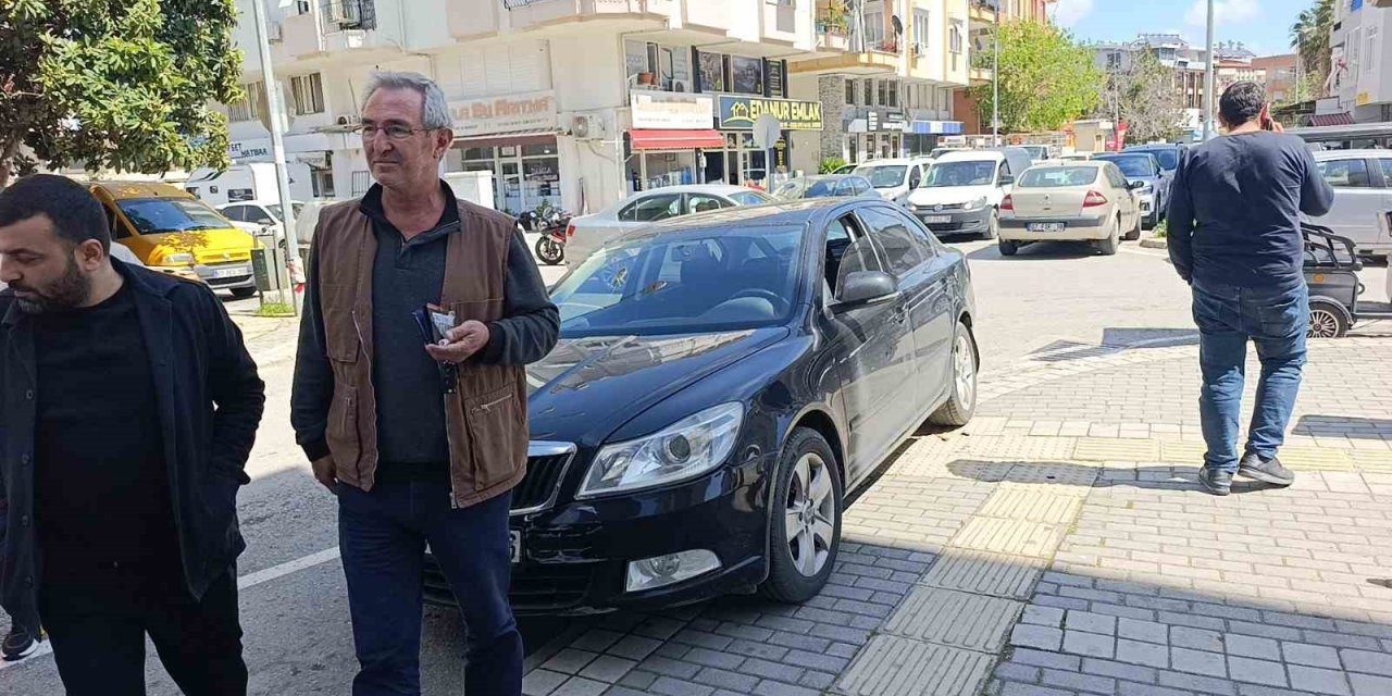 Manavgat’ta Otomobiller Çarpıştı: 1 Yaralı