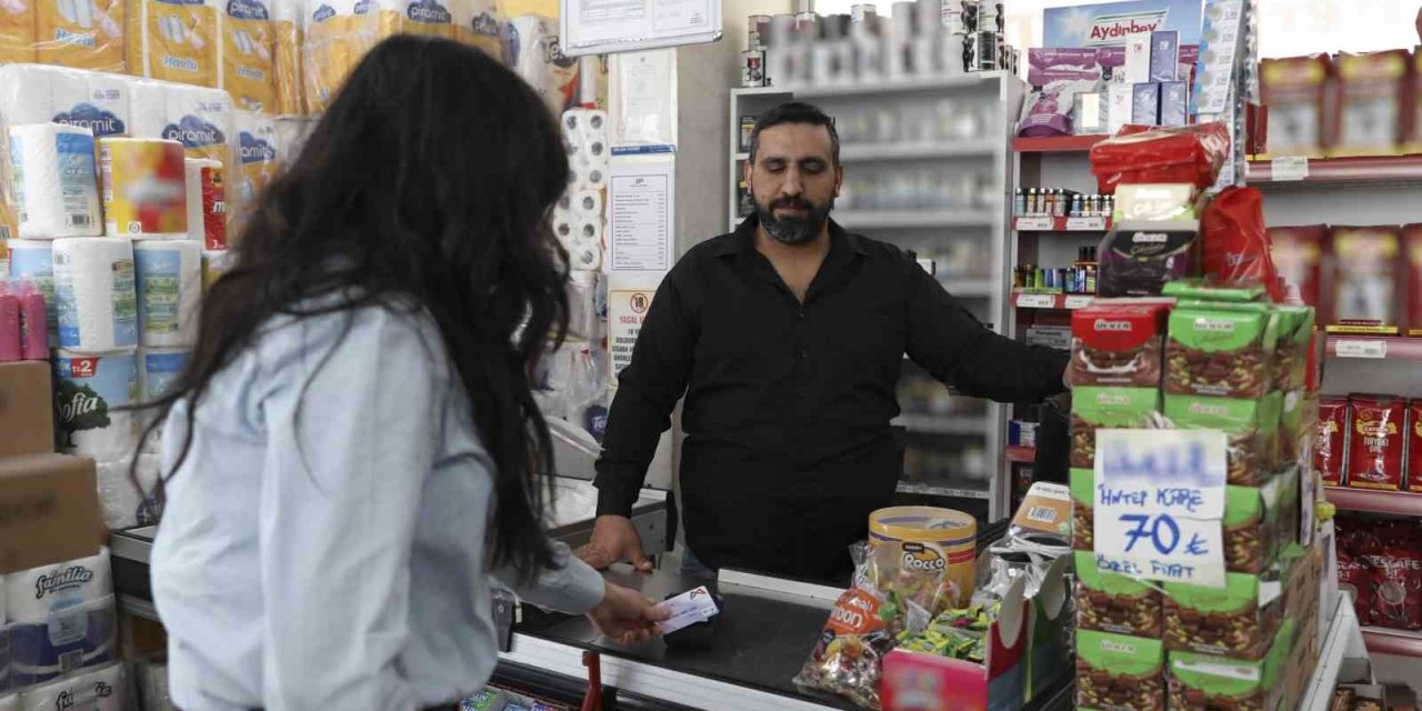 Halk Kart İle Mersin’de Hem Vatandaşa Hem Esnafa Destek