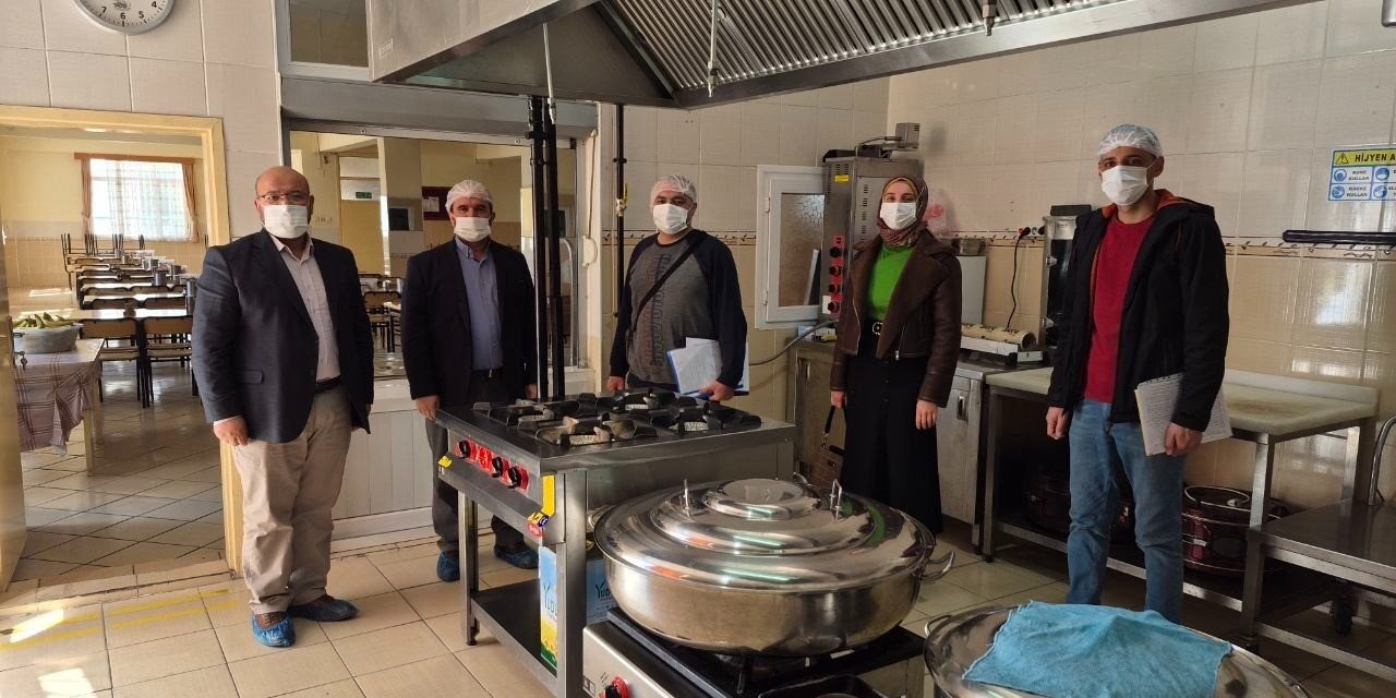 Korkuteli’nde Okul Kantin Ve Yemekhanelerine Sıkı Denetim