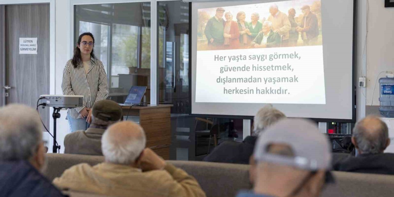 Mersin Büyükşehir Belediyesinden Emekli Evi Üyelerine Akran Zorbalığı Eğitimi