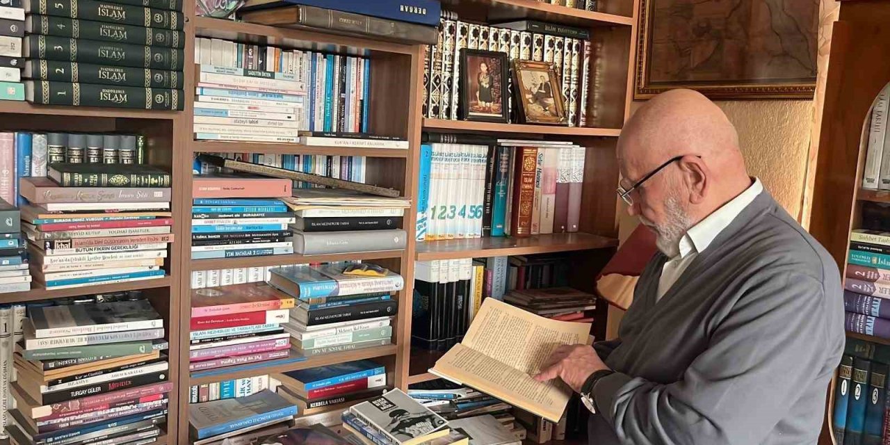 Kitap Aşkı Çocuklukta Başladı, 11 Bin Kitaba Ulaştı