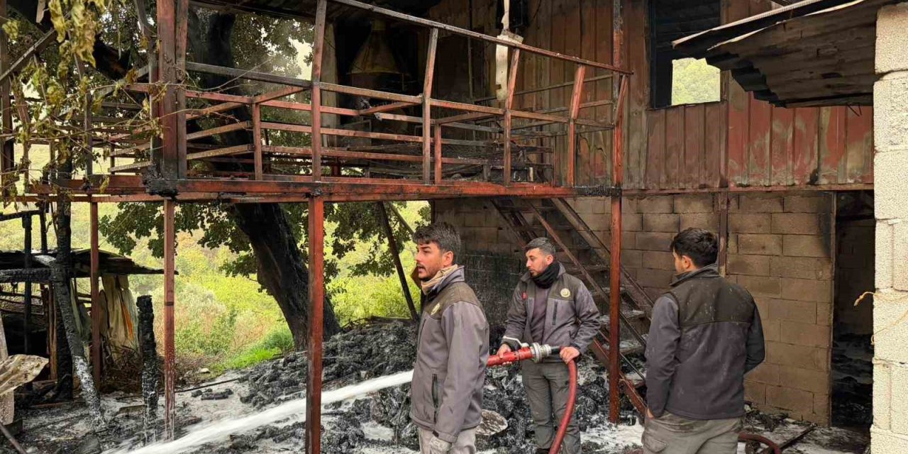 Alanya’da Müstakil Ev Yangını Korkuttu