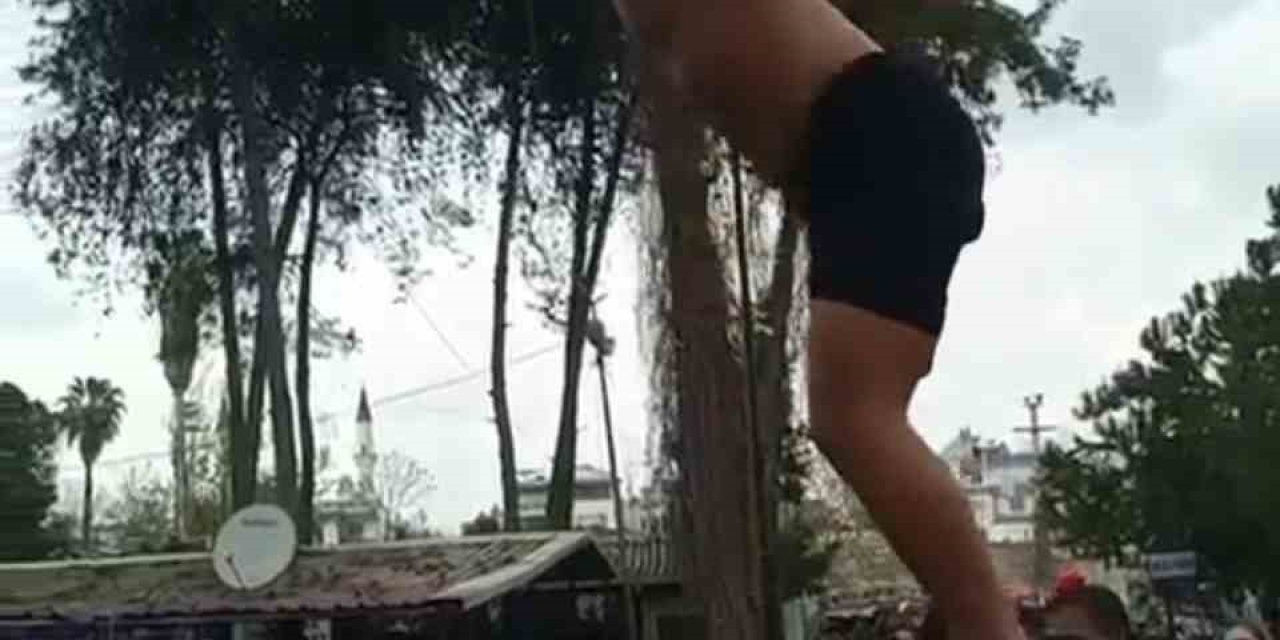Şelalede Suya Atlayan Kişiye Ceza