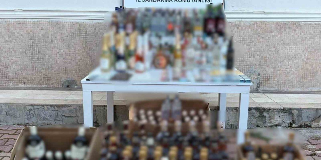 Antalya’da Bin 150 Litre Kaçak Alkol Ele Geçirildi