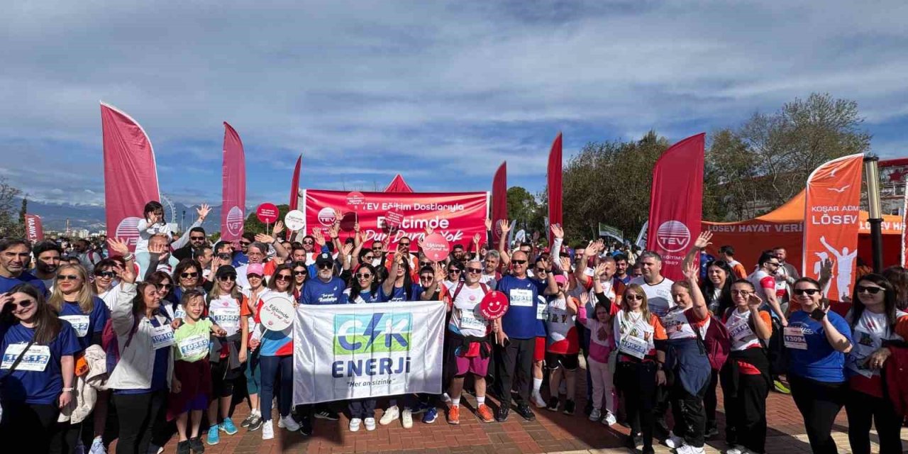 Ck Gönüllülerinden Tev Bursiyerlerine Destek