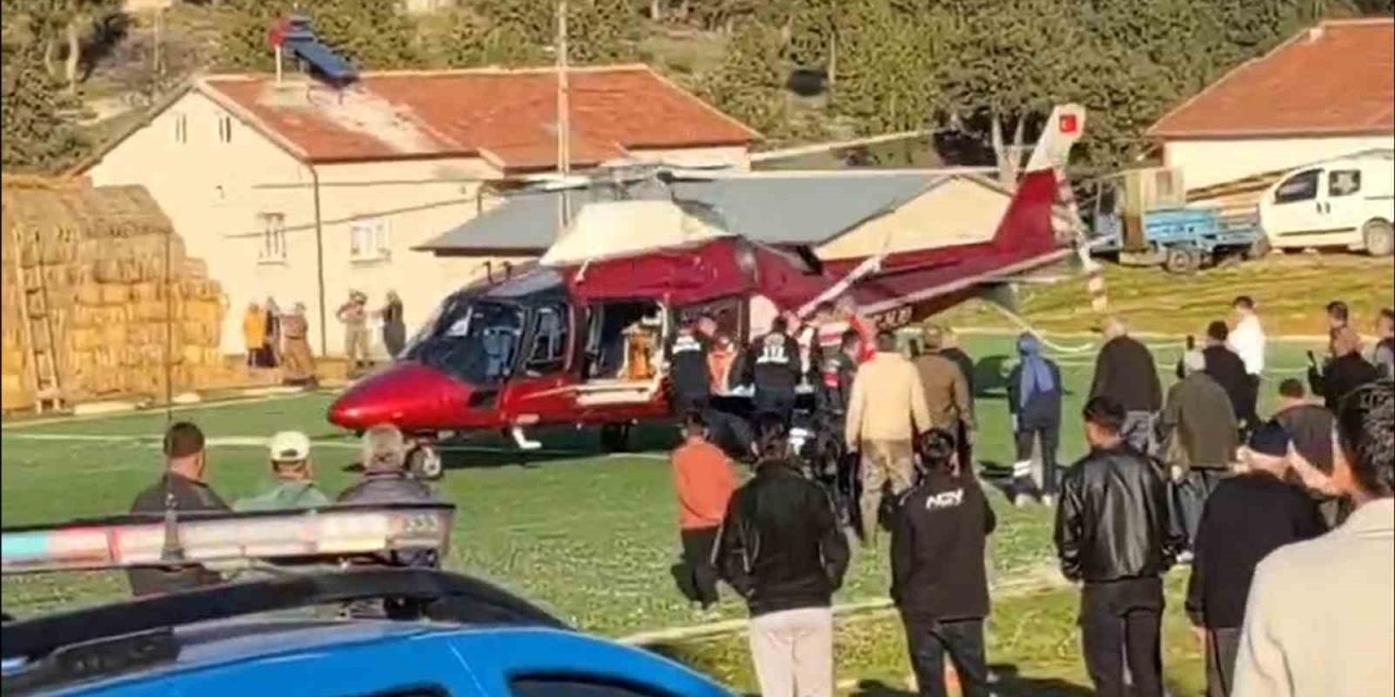 Konya’da Tarım Aracı Kazasında Yaralanan Vatandaşa Hava Ambulansı
