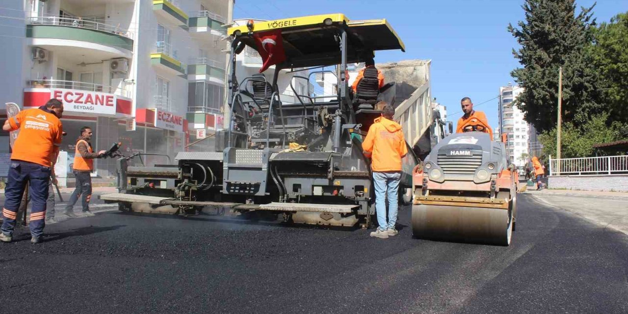 Mersin Büyükşehir Belediyesi Mezitli Yeni Mahalle Yolunu Yeniledi