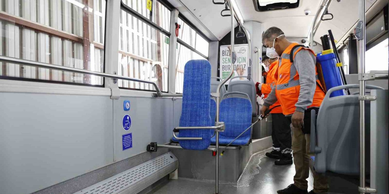 Toplu Ulaşım Araçları Temizlenerek Sefere Hazırlanıyor