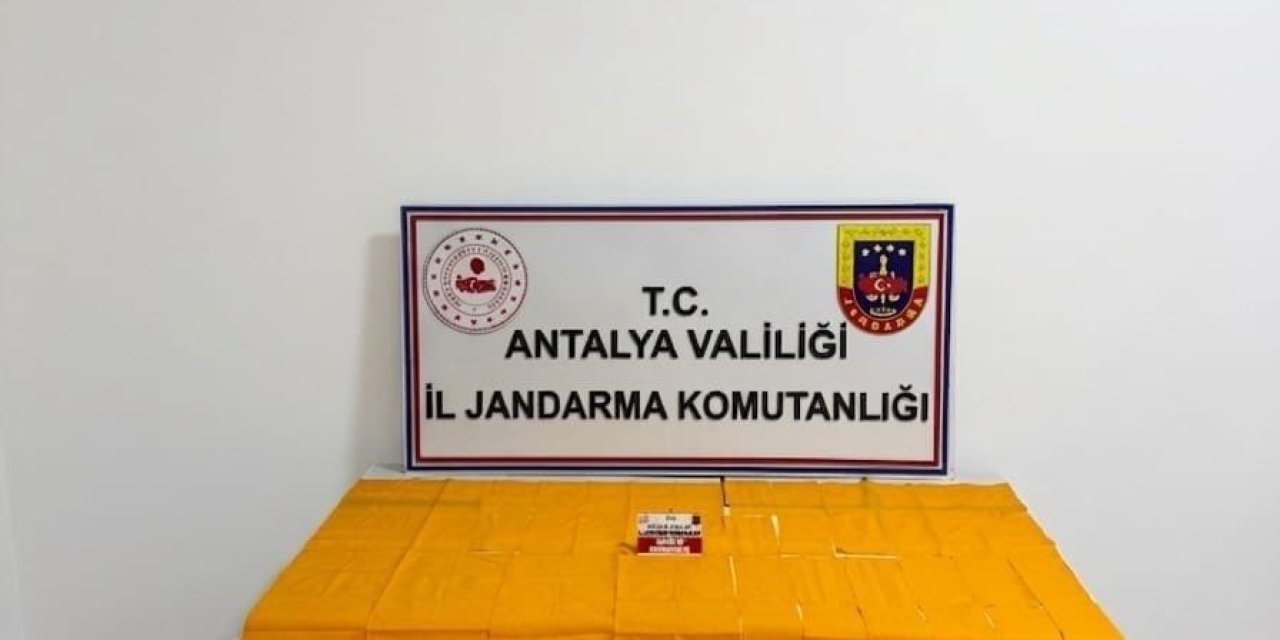 Alanya’da 75 Bin Kullanımlık Uyuşturucu Madde Ele Geçirildi: 2 Gözaltı