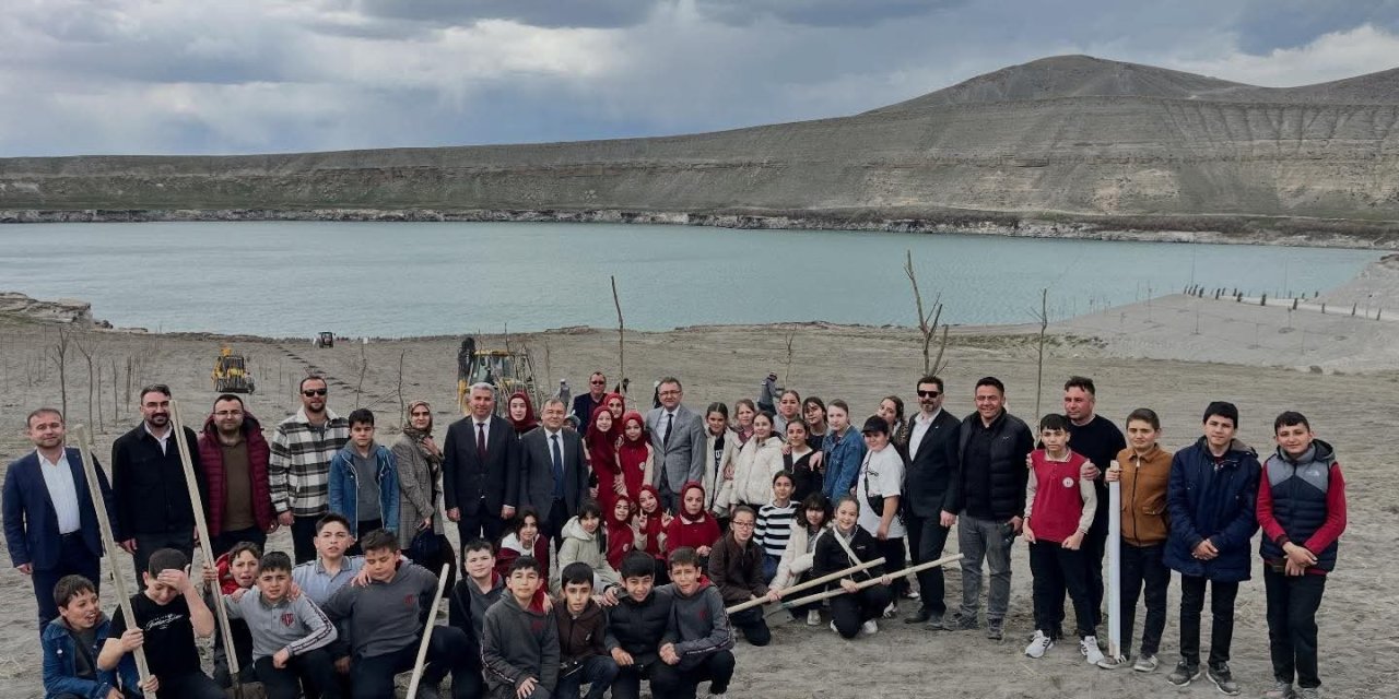 Karapınar’da Fidanlar Geleceğe Nefes Olacak