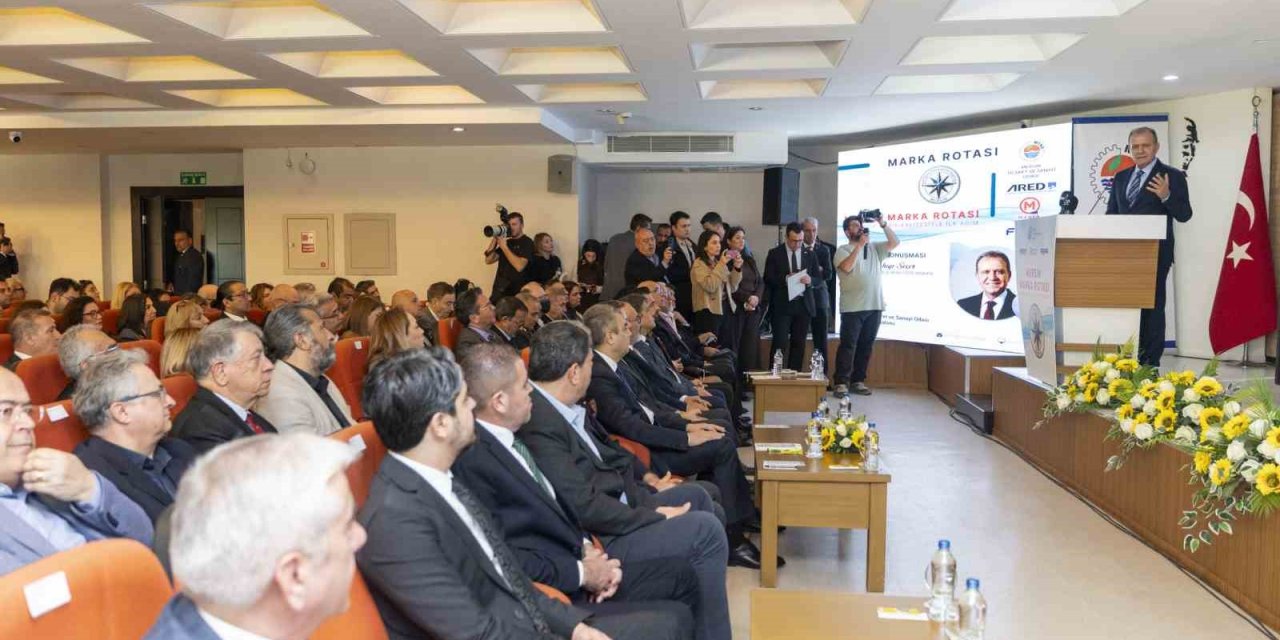 Mersin’in Marka Yolculuğu Masaya Yatırıldı