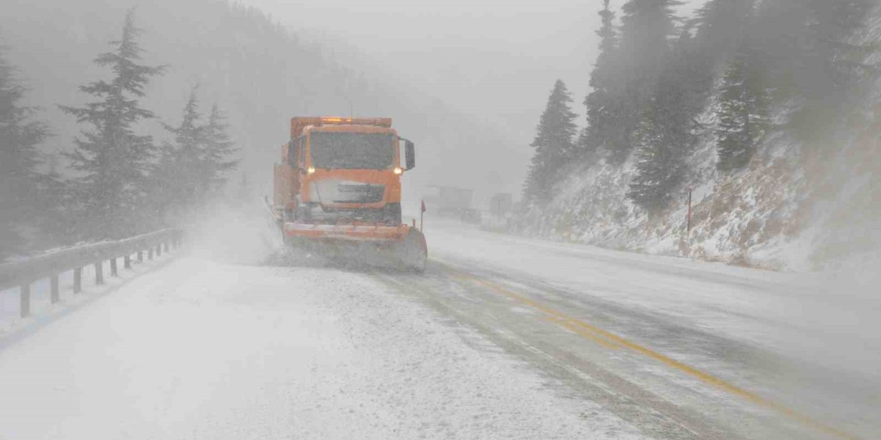 Antalya-konya Karayolunda Kar Yağışı Başladı