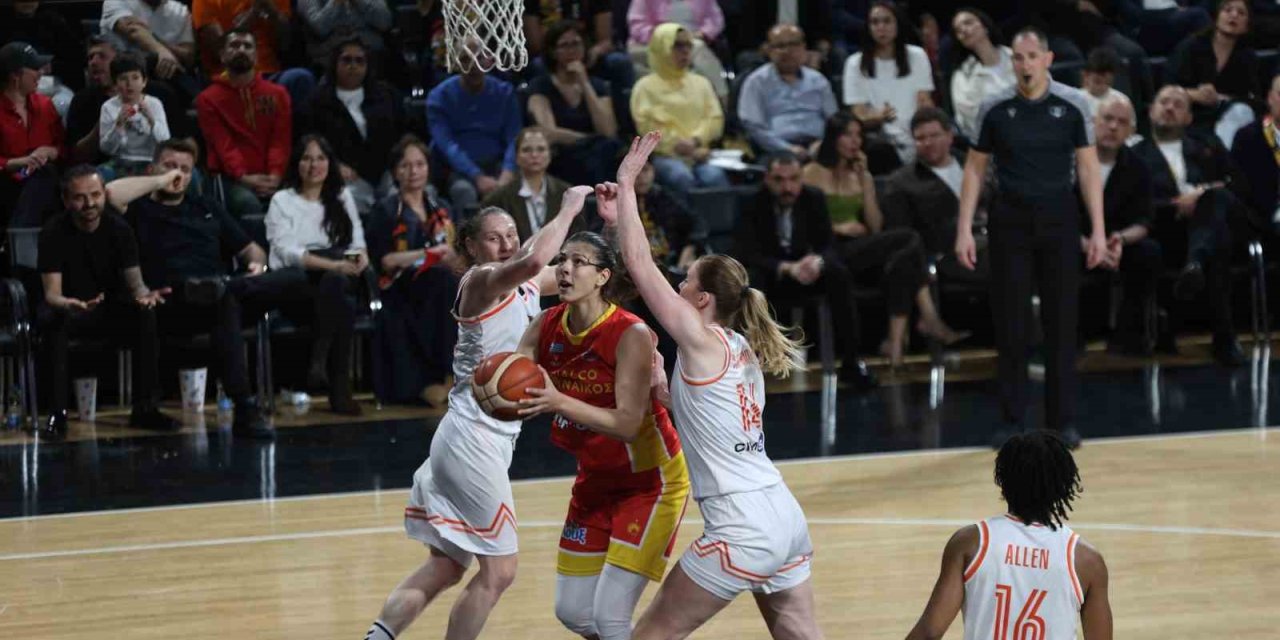 Çimsa Çbk Mersin: 75 - Athinaikos Qualco: 77