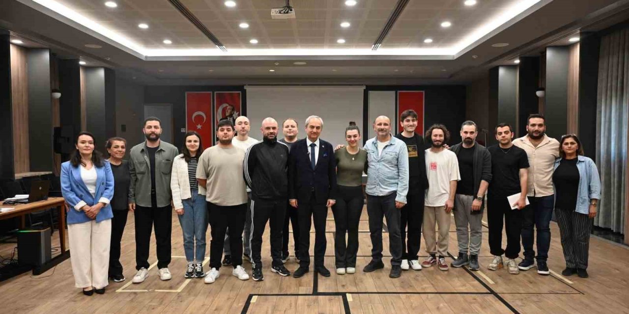 Kepez Kent Tiyatrosu Ekibinden 19 Mayıs’a Özel Gösterim