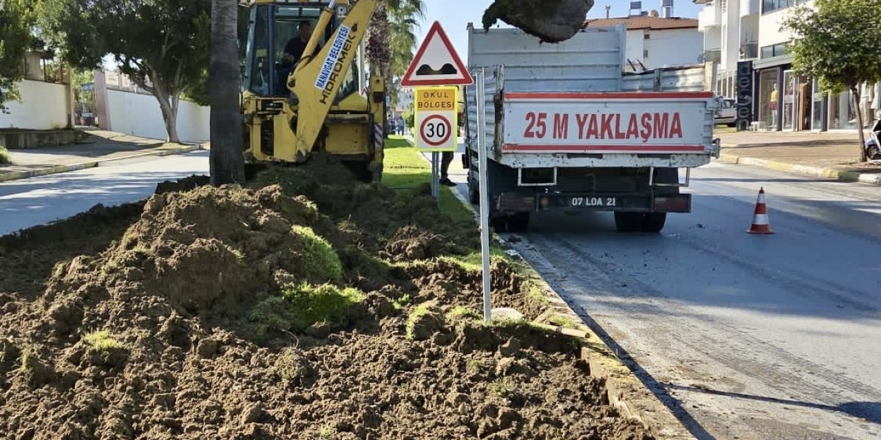 Manavgat Belediyesi Turizm Bölgelerini Yaz Sezonuna Hazırlıyor