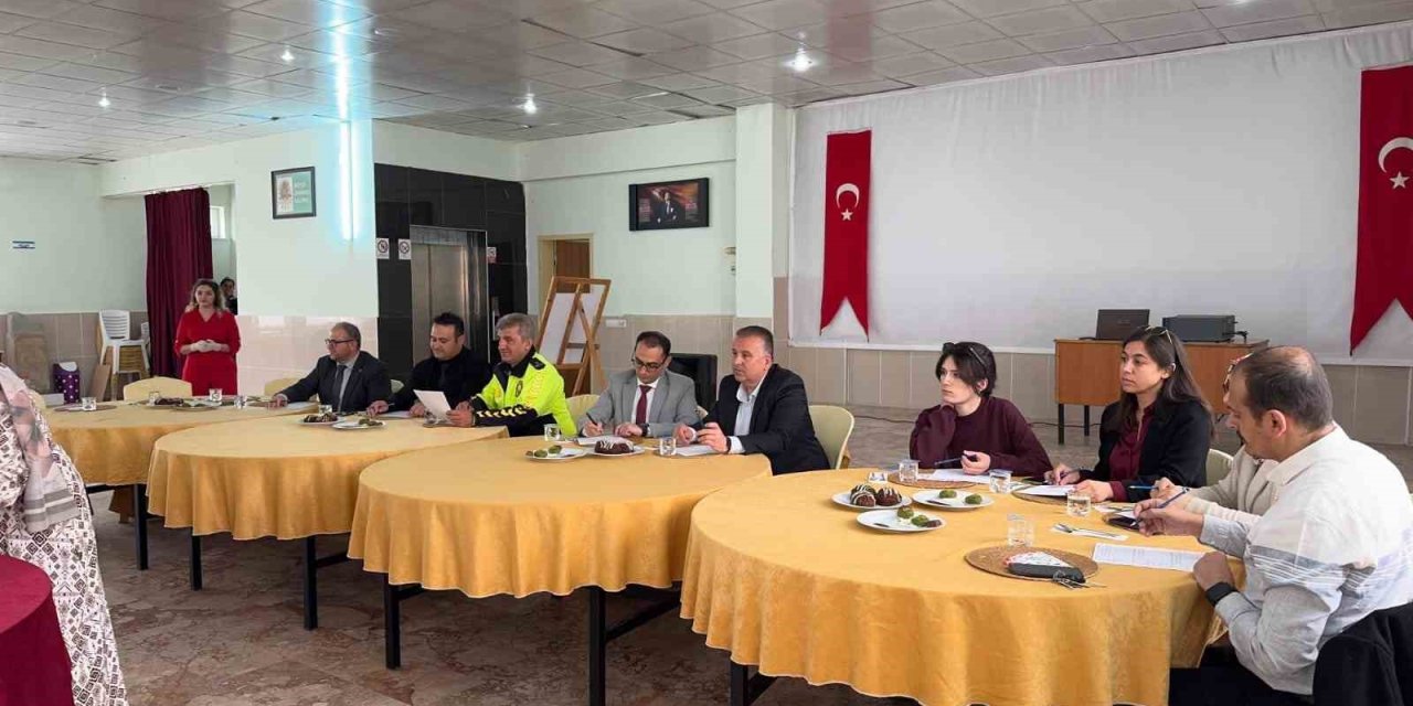 Ulukışla’da Pastacılık Kursiyerleri Hünerlerini Sergiledi