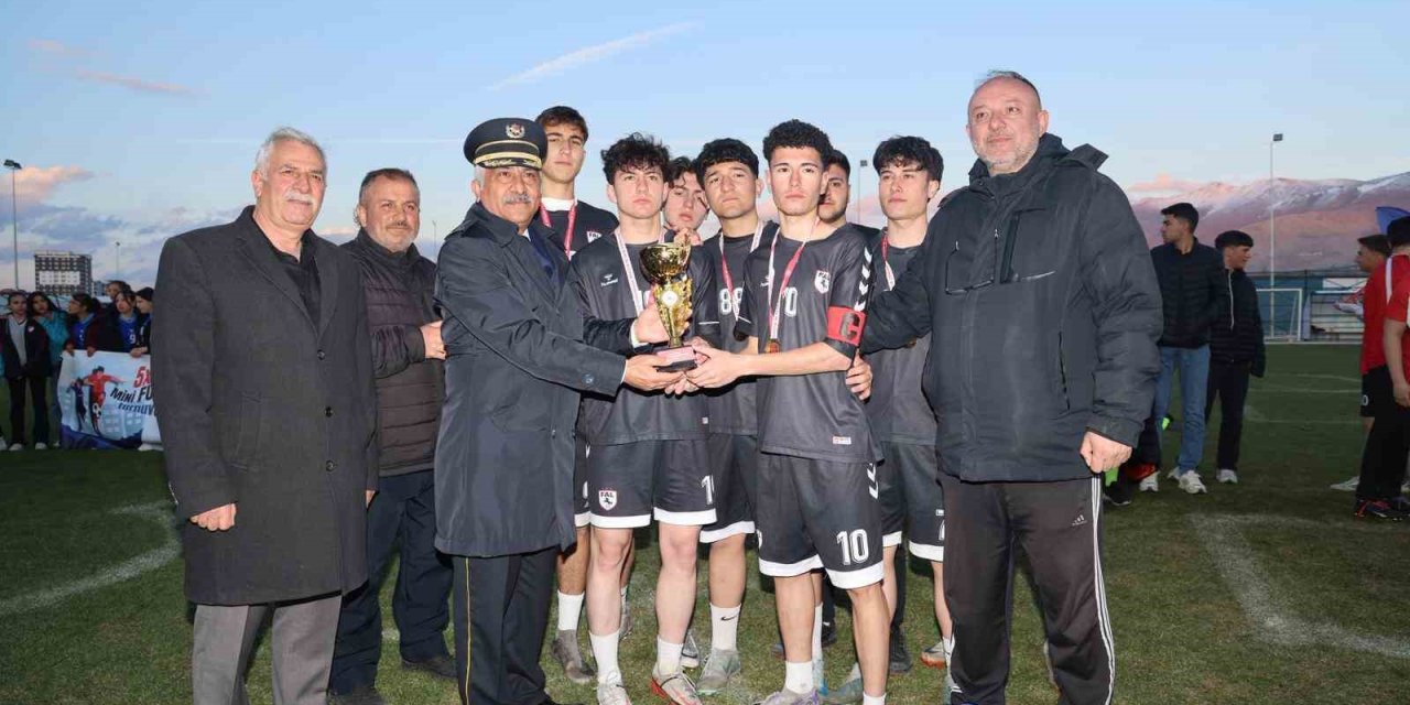 Polis Haftası Futbol Turnuvası Tamamlandı