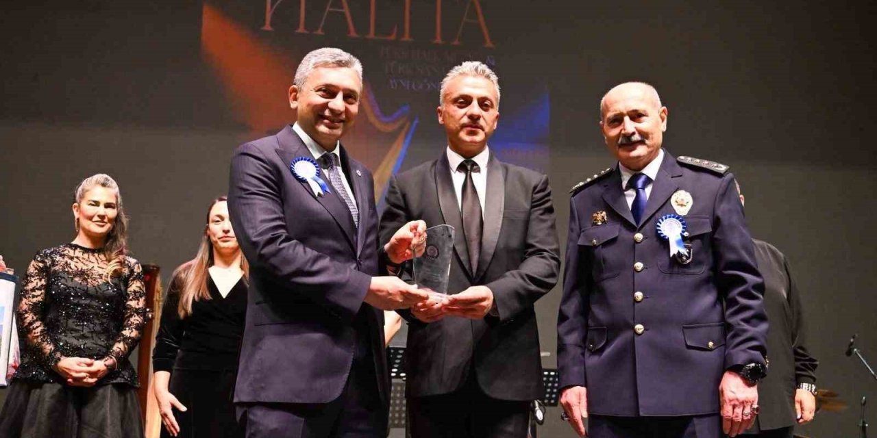 Antalya Valisi Hulusi Şahin: "polis Teşkilatımız İstikbale Olan Güvenimizdir"