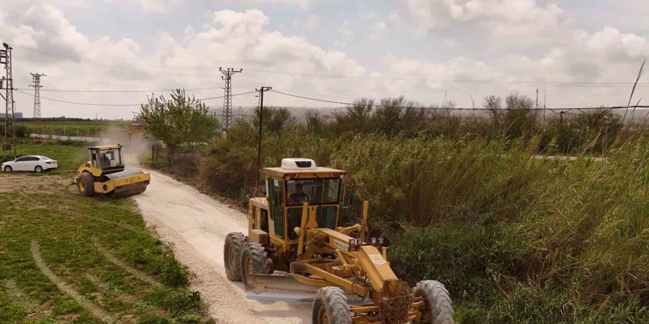 Tarsus’ta Yağıştan Zarar Gören Yollar Yeniden Düzenlendi