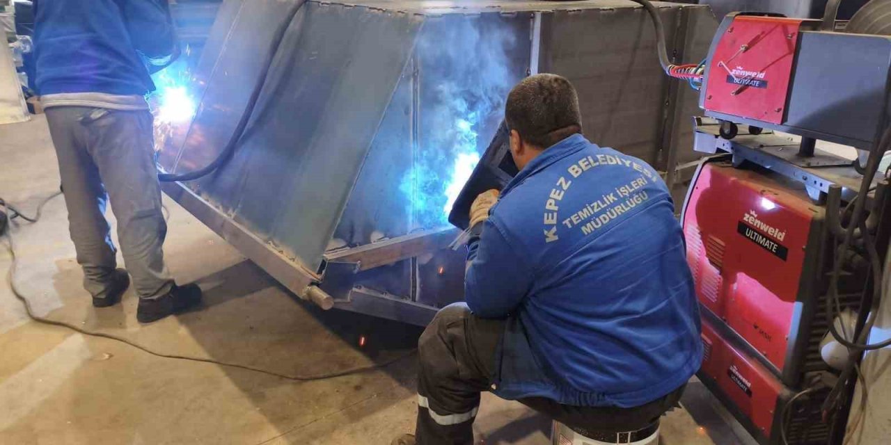 Kepez Belediyesi’nde Kurban Bayramı Öncesi Çöp Konteyneri Seferberliği