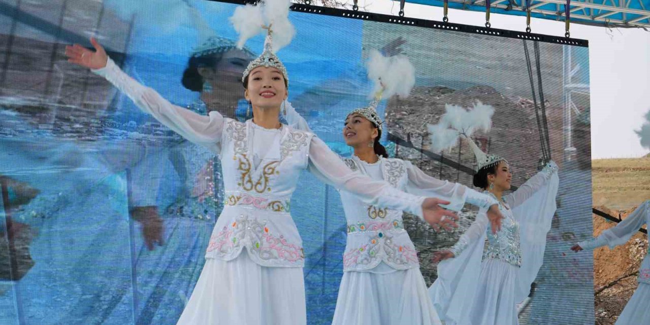 Niğde’de Altay Köyünde Nevruz Coşkusu
