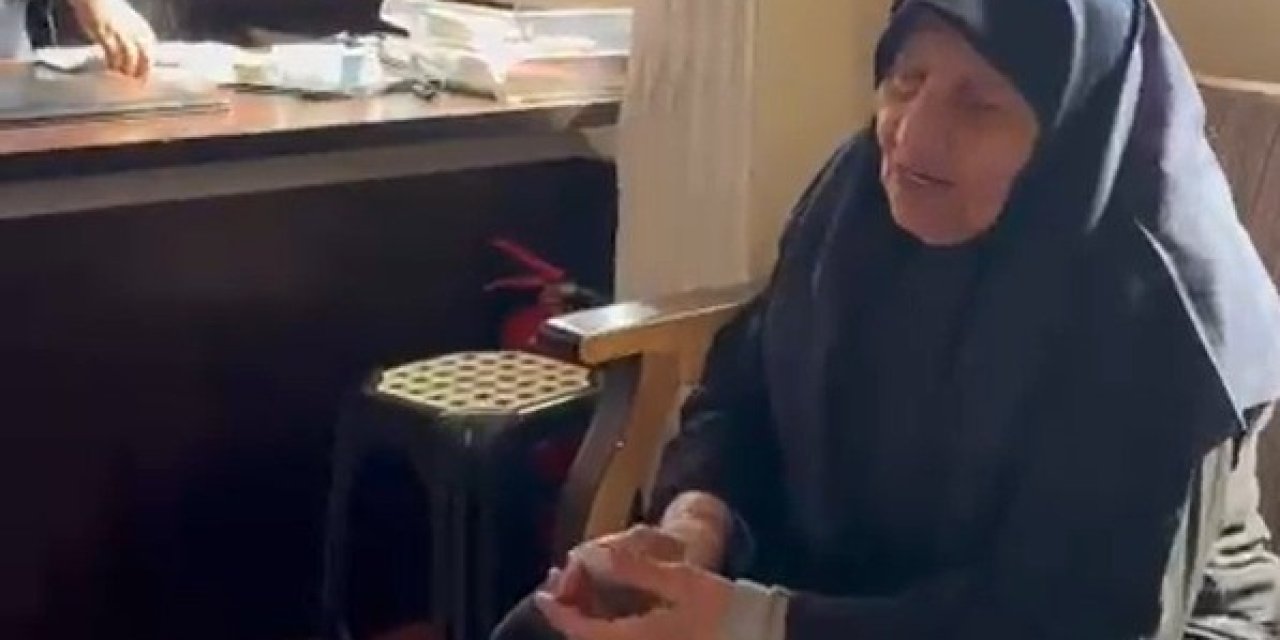 Yaşlı Kadının Pazarda Kaybettiği Cüzdanı Zabıta Ekipleri Bulup Sahibine Teslim Etti