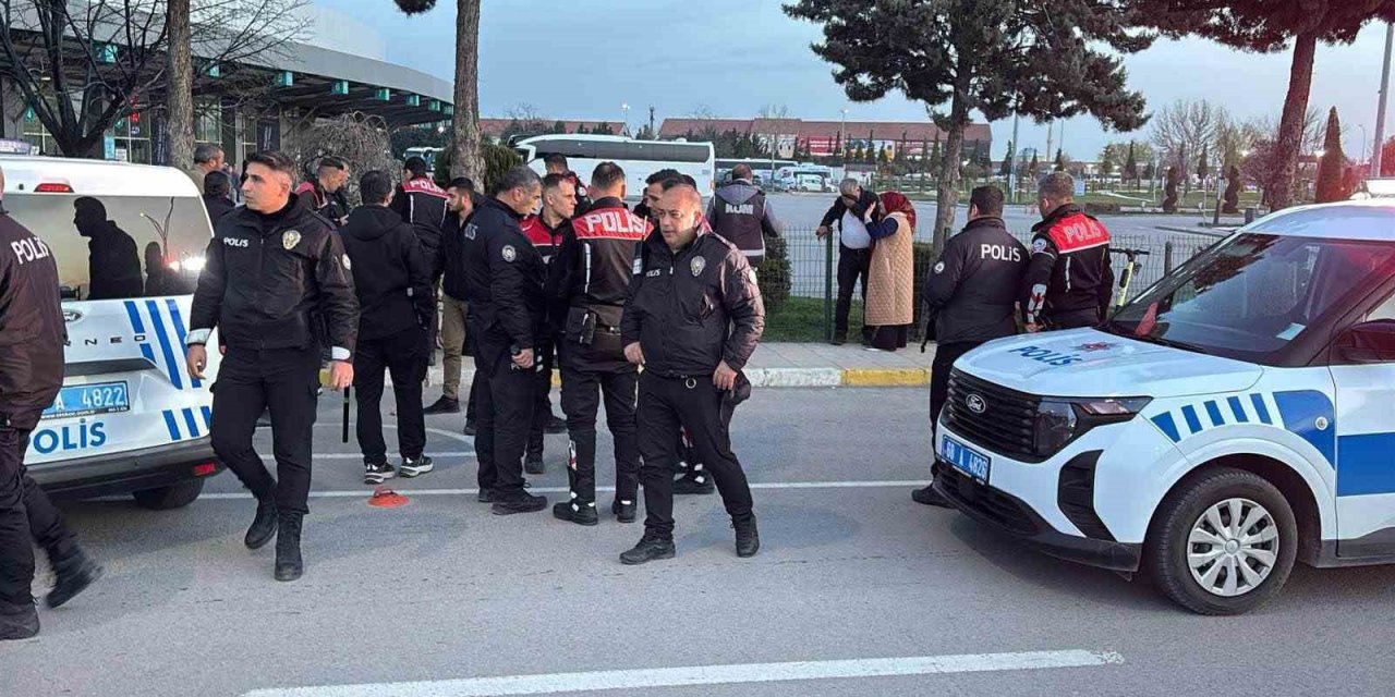 Evlenmek İçin Aksaray’a Geldi, Vazgeçip Dönmek İsteyince Ortalık Karıştı: 2 Yaralı, 8 Gözaltı