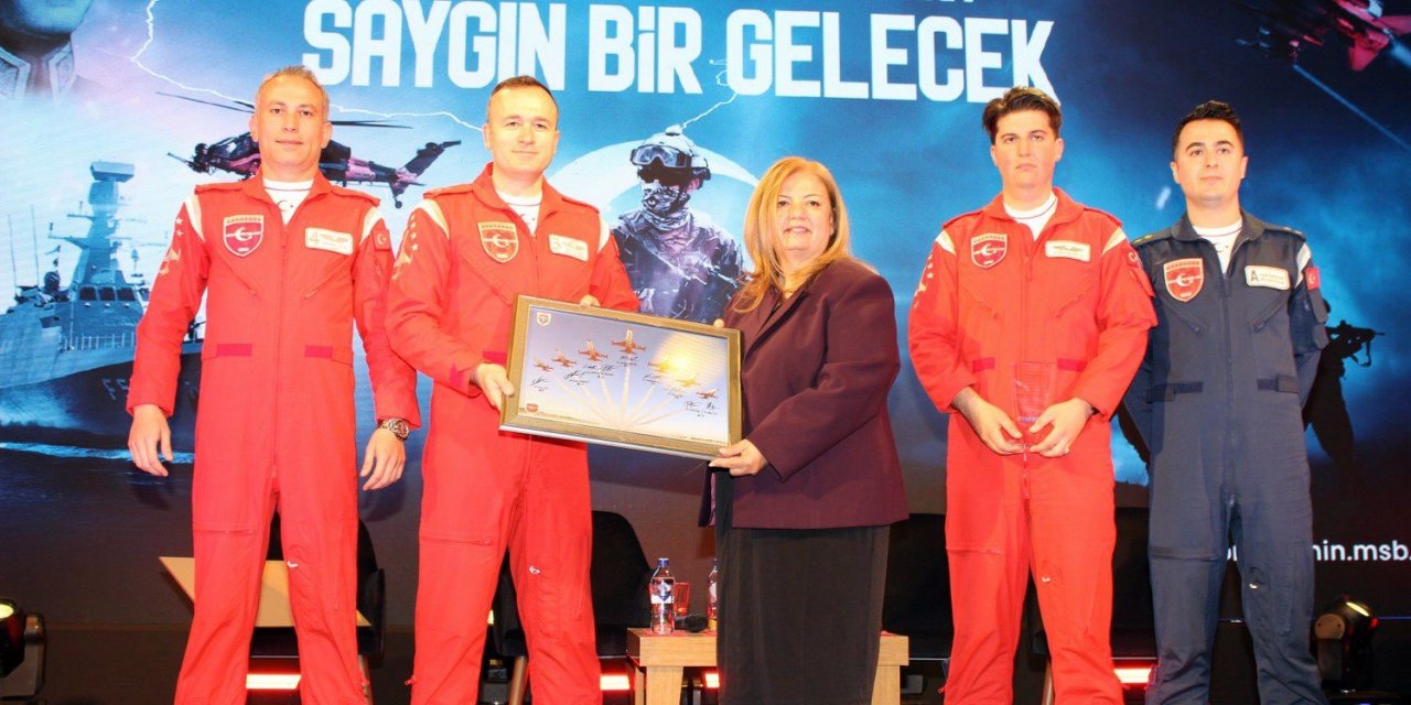 Türk Yıldızları, Bakif26’da Öğrencilerle Buluştu