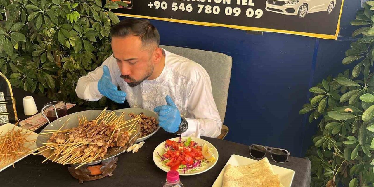 63 Kilogram Olarak Başladığı Ve 80 Dakika Süren  Yarışma Sonunda  70 Kilograma Çıktı