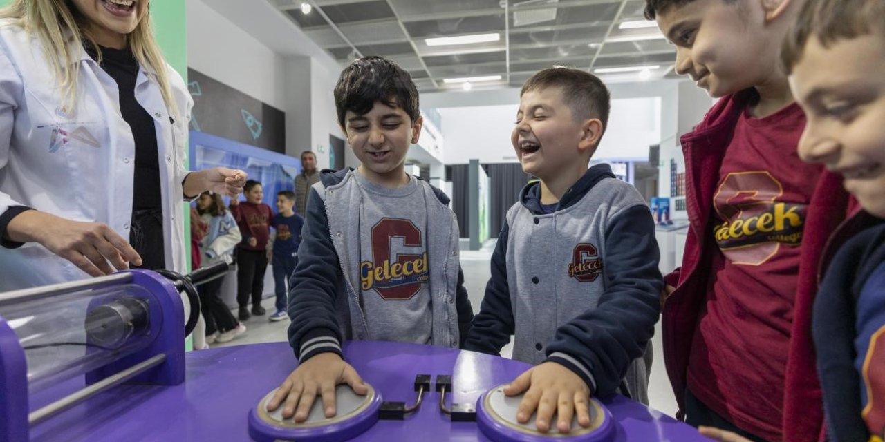 Mersin’de Mercan Bilim Merkezi 200 Bin Ziyaretçiye Ulaştı