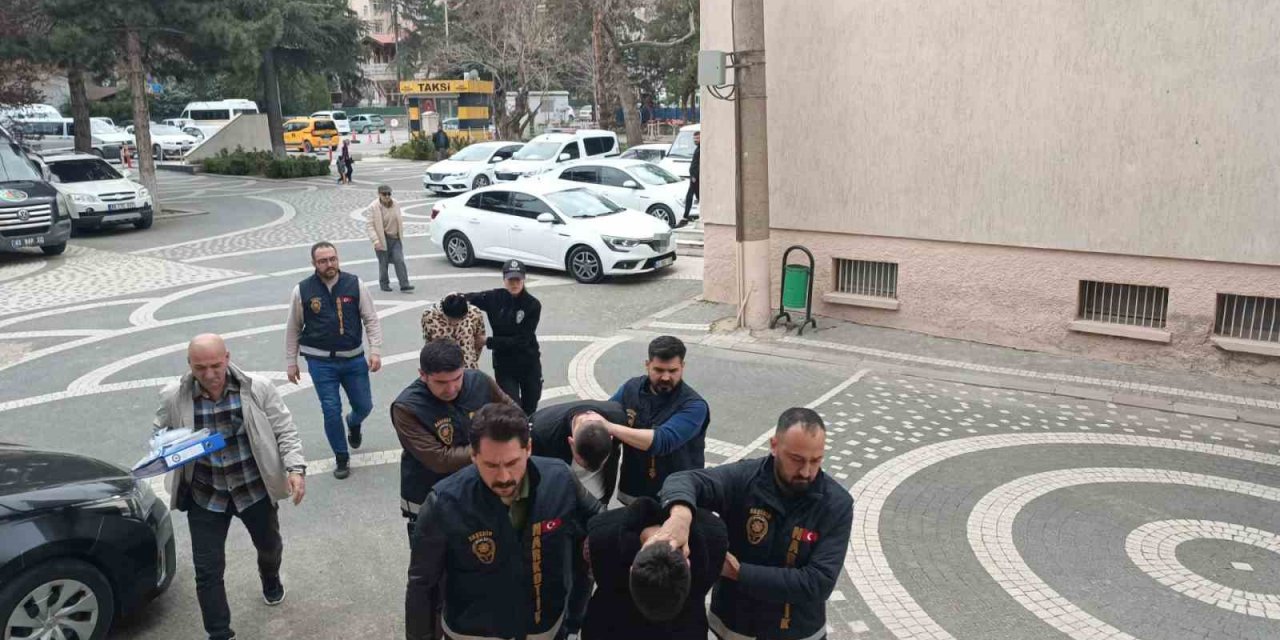 Akşehir’de Uyuşturucu Operasyonu: 3 Tutuklama
