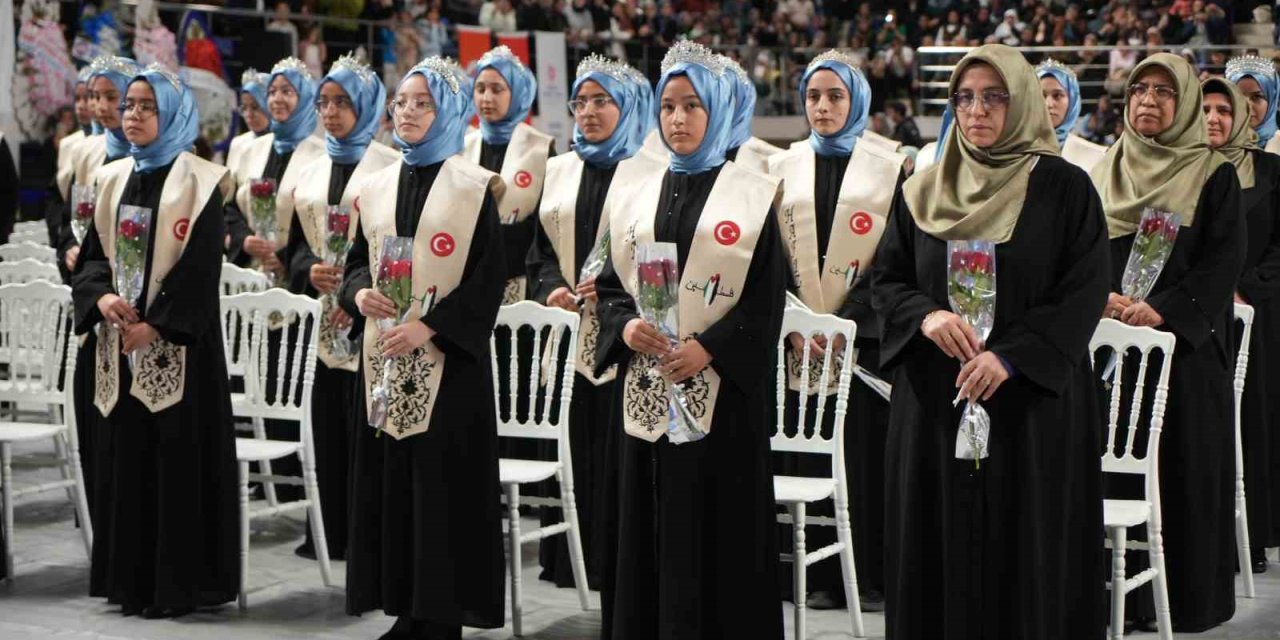 Niğde’de 111 Hafız İçin İcazet Töreni