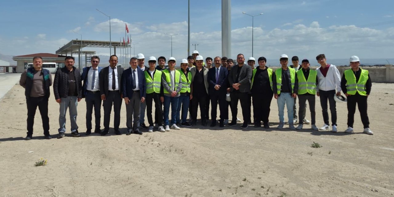 Meslek Lisesi Öğrencilerine Teknik Gezi Desteği