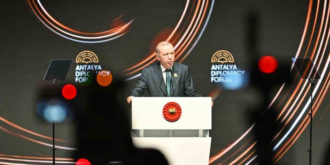 Cumhurbaşkanı Erdoğan: "gazze’deki Soykırım Mevcut Düzenin Neye İzin Verdiğini Göstermiştir"