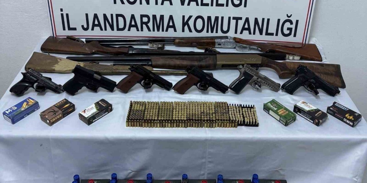Konya’da Jandarma Çok Sayıda Silah Ve Silah Parçası Ele Geçirdi: 3 Tutuklama