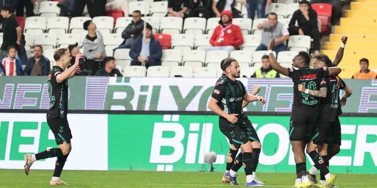 Trendyol Süper Lig: Antalyaspor: 0 - Konyaspor: 2 (maç Sonucu)