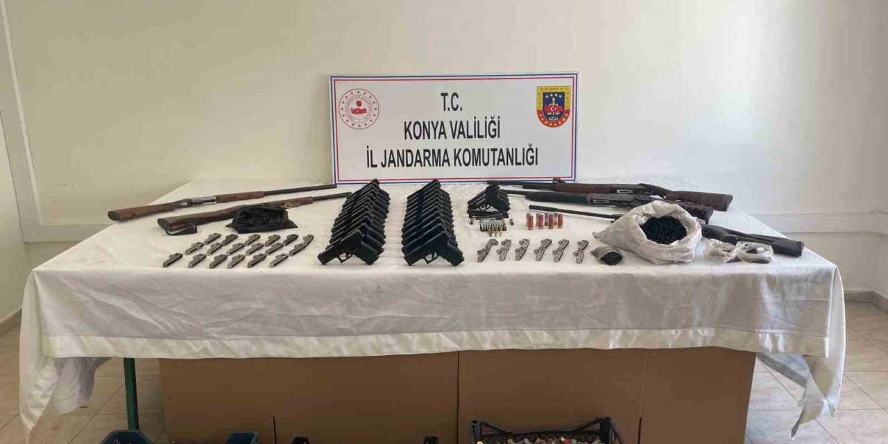 Antalya Ve Konya’da Jandarmadan Silah Kaçakçılığı Operasyonu