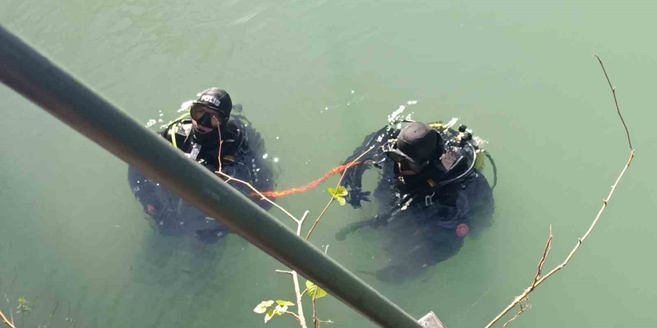 Antalya’da Kayıp Zabıta İçin Arama Çalışması Başlatıldı