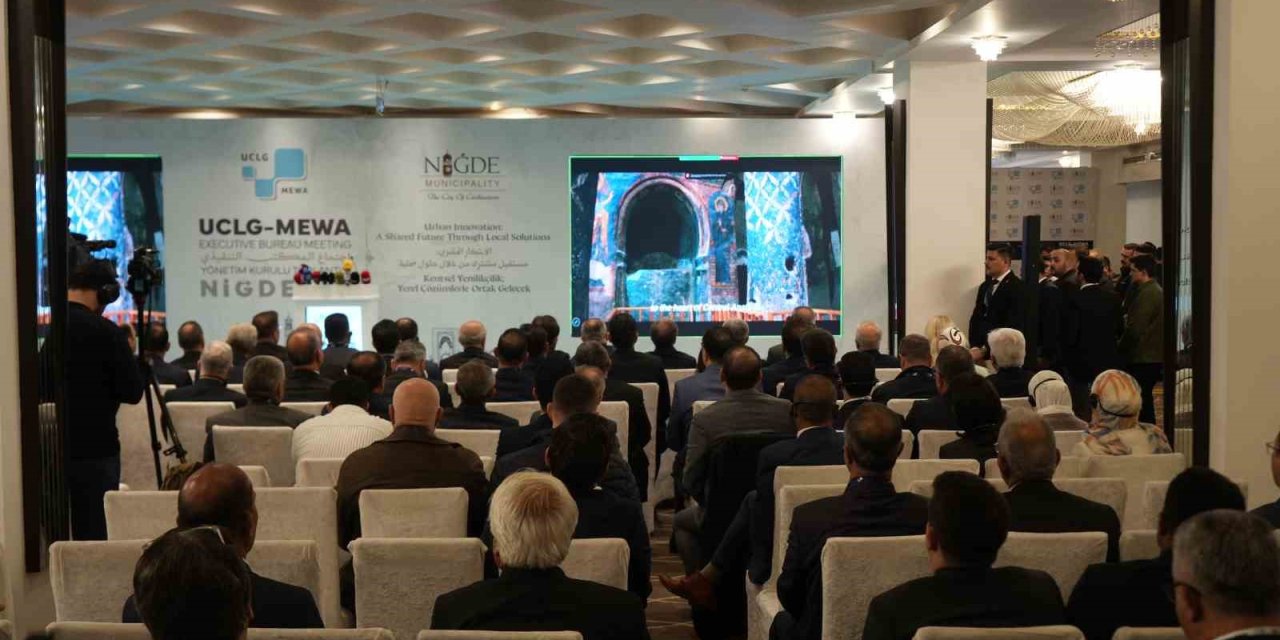 Niğde’de Akıllı Şehirler Ve Kentsel Yenilikçilik Masaya Yatırıldı
