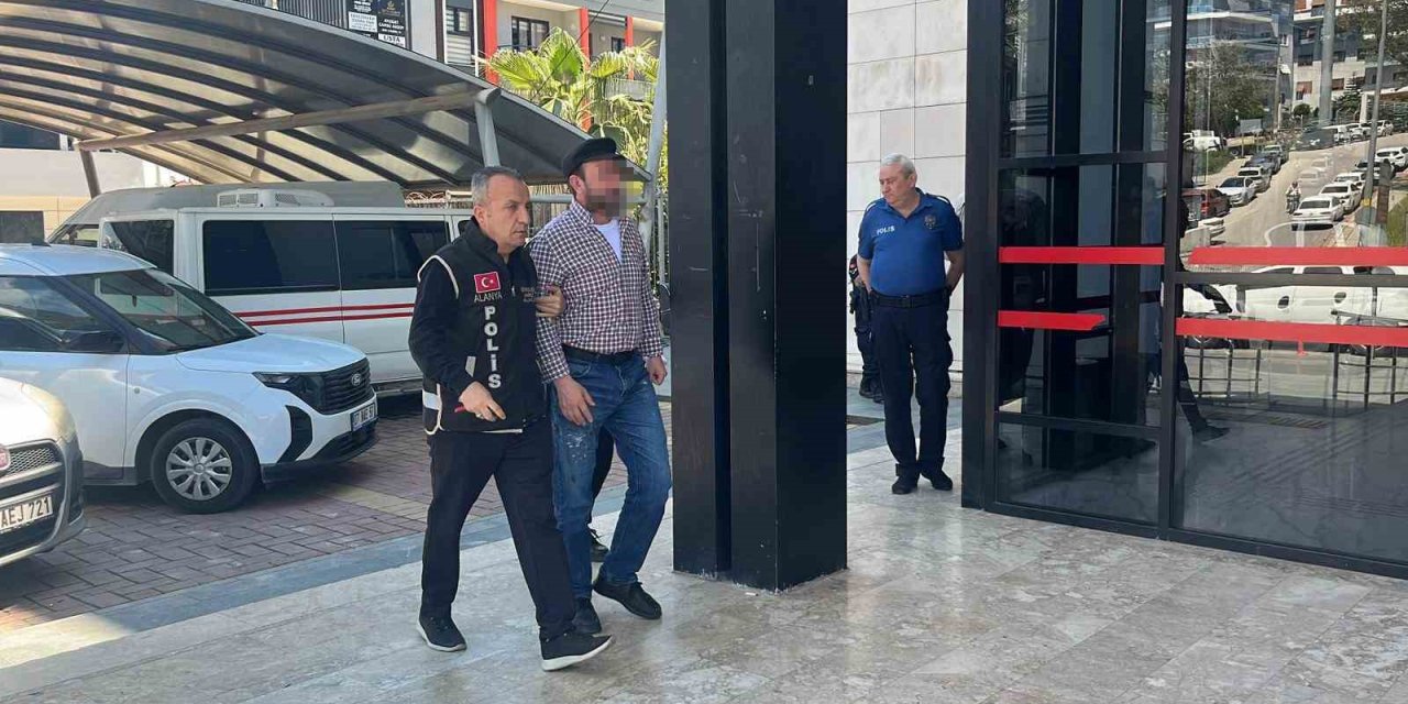 Sosyal Medyada Cumhurbaşkanına Hakaret Eden Şahıs Tutuklandı