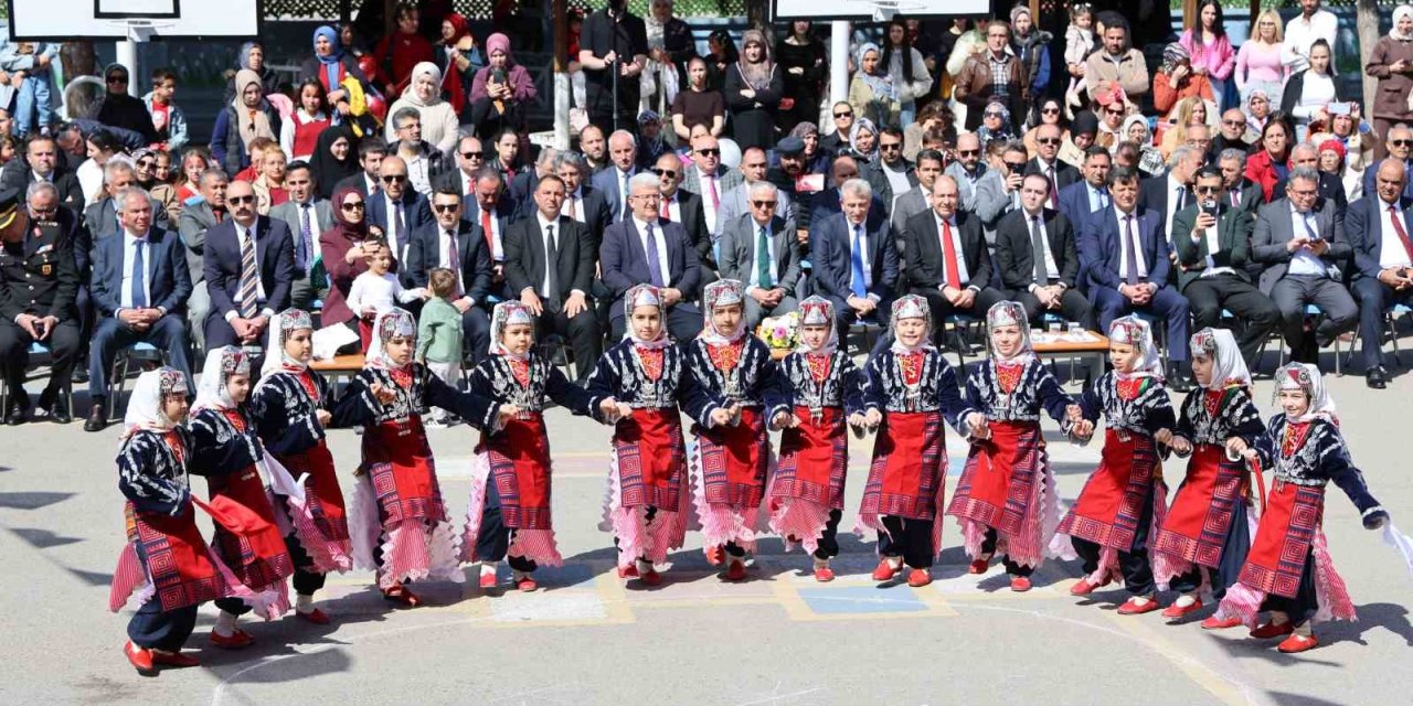 Aksaray’da 23 Nisan Coşkuyla Kutlandı